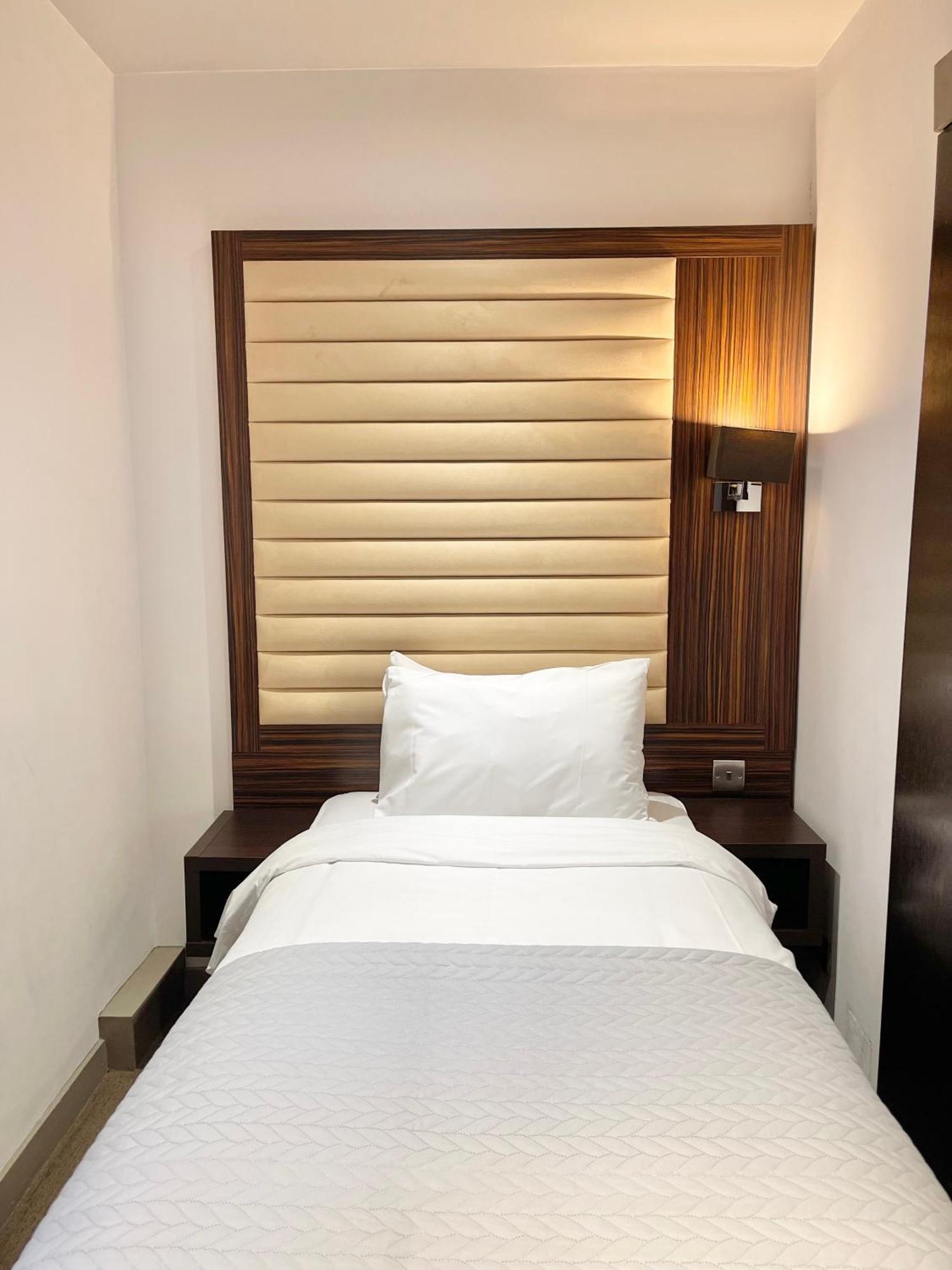 לונדון Maitrise Hotel מראה חיצוני תמונה